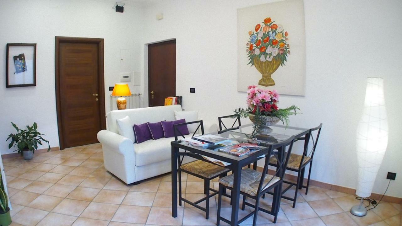 La Piazzetta Di Roma Villa Ngoại thất bức ảnh